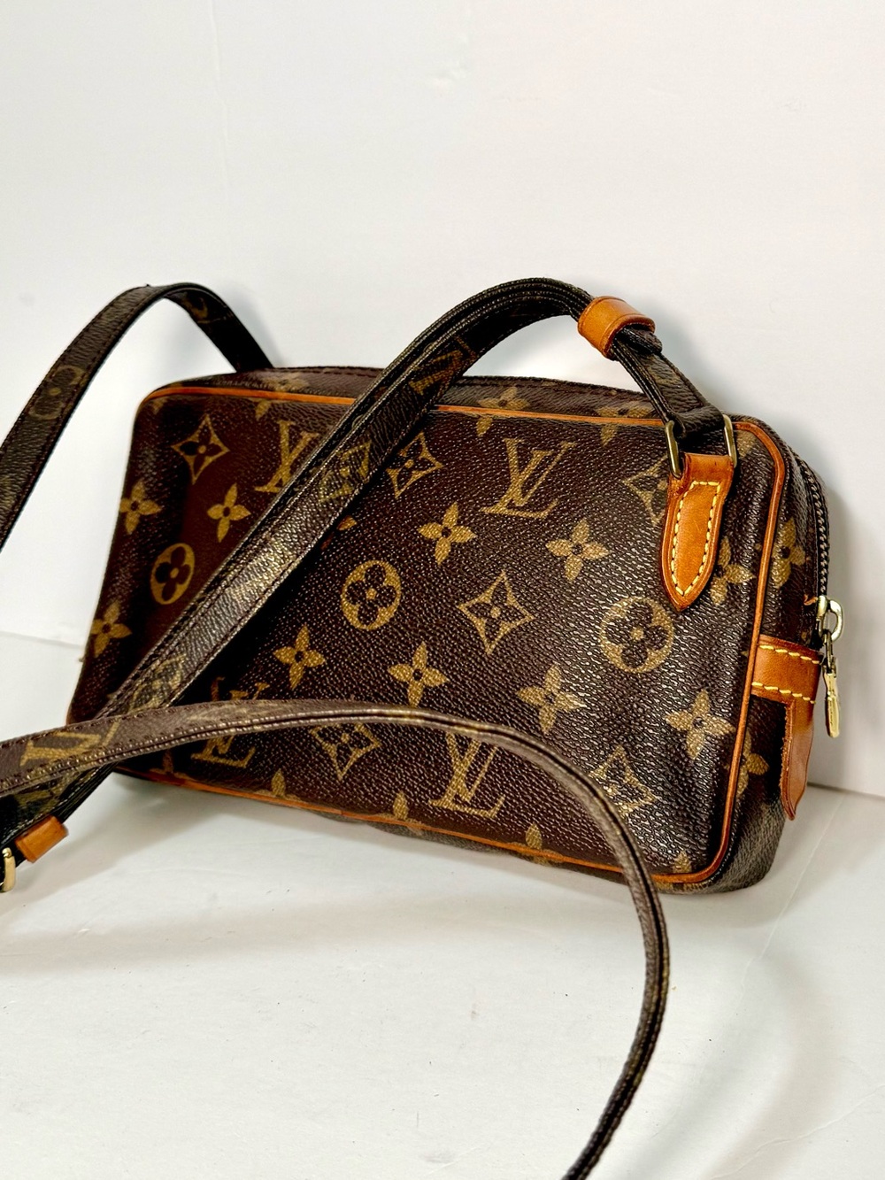 Louis Vuitton Monogram Canvas Crossbody Bag in Brown - Picture 12 of 15